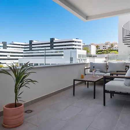 Casa Maddie - Panoramic View Penthouse Apartment