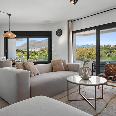 Casa Maddie - Panoramic View Penthouse * Estepona